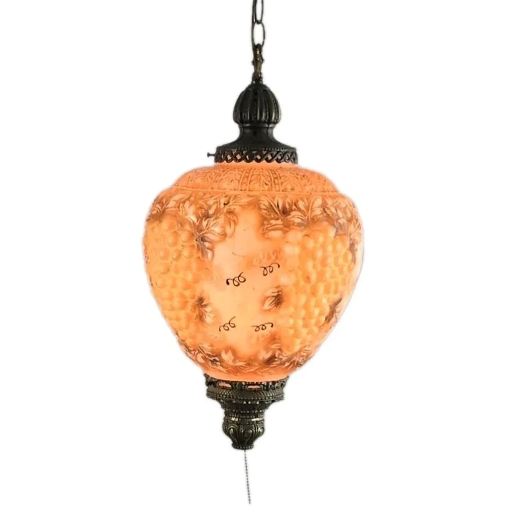 The Unbranded Brand vintage hanging